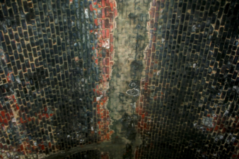 The top of the tunnel where smoke wore away the brick.