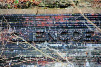 A look at the sign above the tunnel.