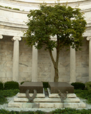 The tombs of President Warren G. Harding and his wife Florence.