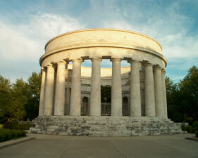 Another look at this incredible memorial.