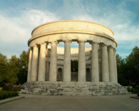 Another look at this incredible memorial.