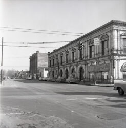 This building at 115 E Rich Street served as the Peruna Company's administration building. Photograph circa 1961.