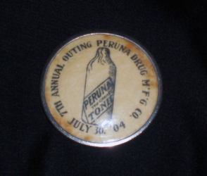 This pin celebrates the 7th Annual Outing of the Peruna Drug Manufacturing Co on July 30, 1904.