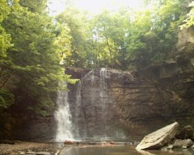 Another look at the entire falls.