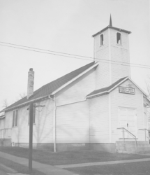 The Lockbourne Church of Christ as it stood in 1956 at the corner of Mechanic and Denny Streets.