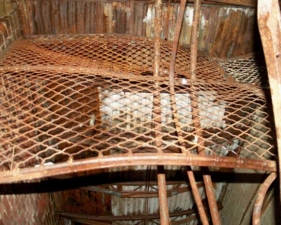 The remains of a gate on the ground floor.