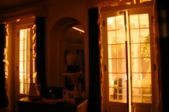 Another look at the bust without the red lighting.