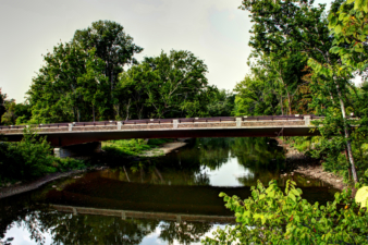 The new Orange Road Bridge, completed in 2009.