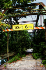 The west end of Orange Bridge faced State Route 315.