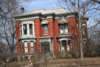 This brick house across the street was the Mast's temporary home.