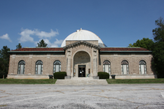A straight-on view of the observatory from the small parking lot out front.