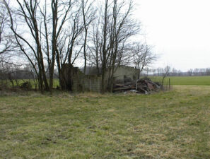 The remains of a cinderblock building. We aren't sure what it was used for.