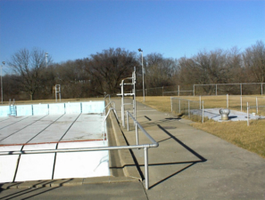 One of the lifeguard platforms that surrounded the pool.