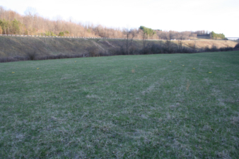 Standing at the flag, looking to the south end of the wreckage.