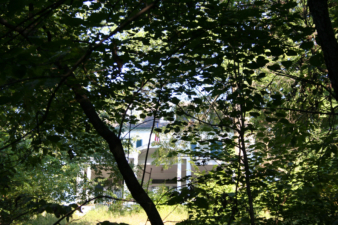 Our view of Mooney's Mansion during our visit in 2005.